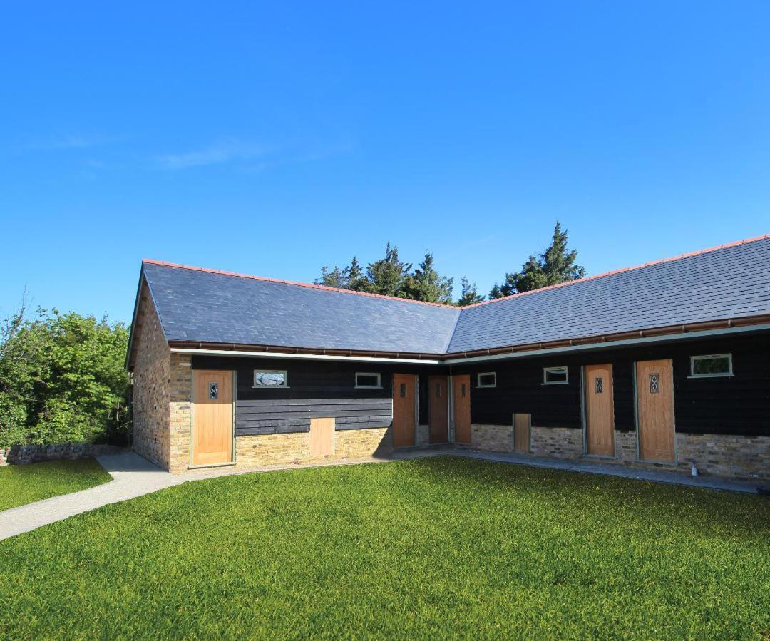 The Crown Lodges Deal Exterior photo